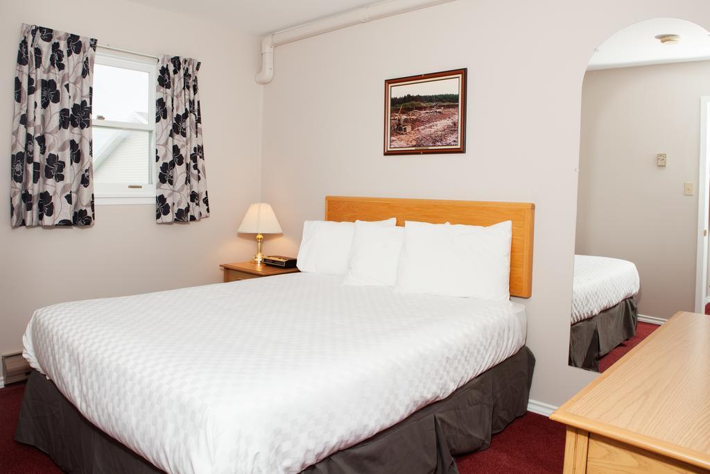 Отель Brackley Beach Northwinds Экстерьер фото